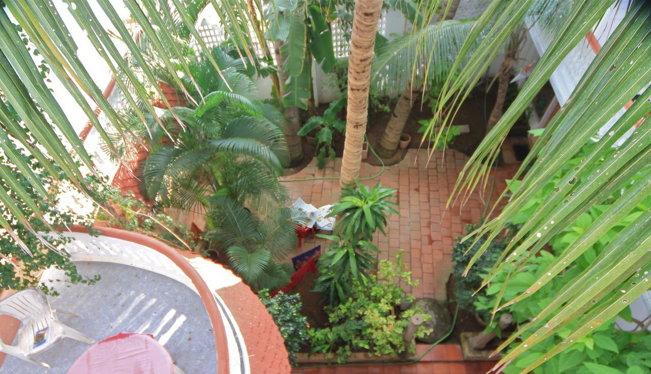 Daphne Hotel Mahabalipuram Bagian luar foto
