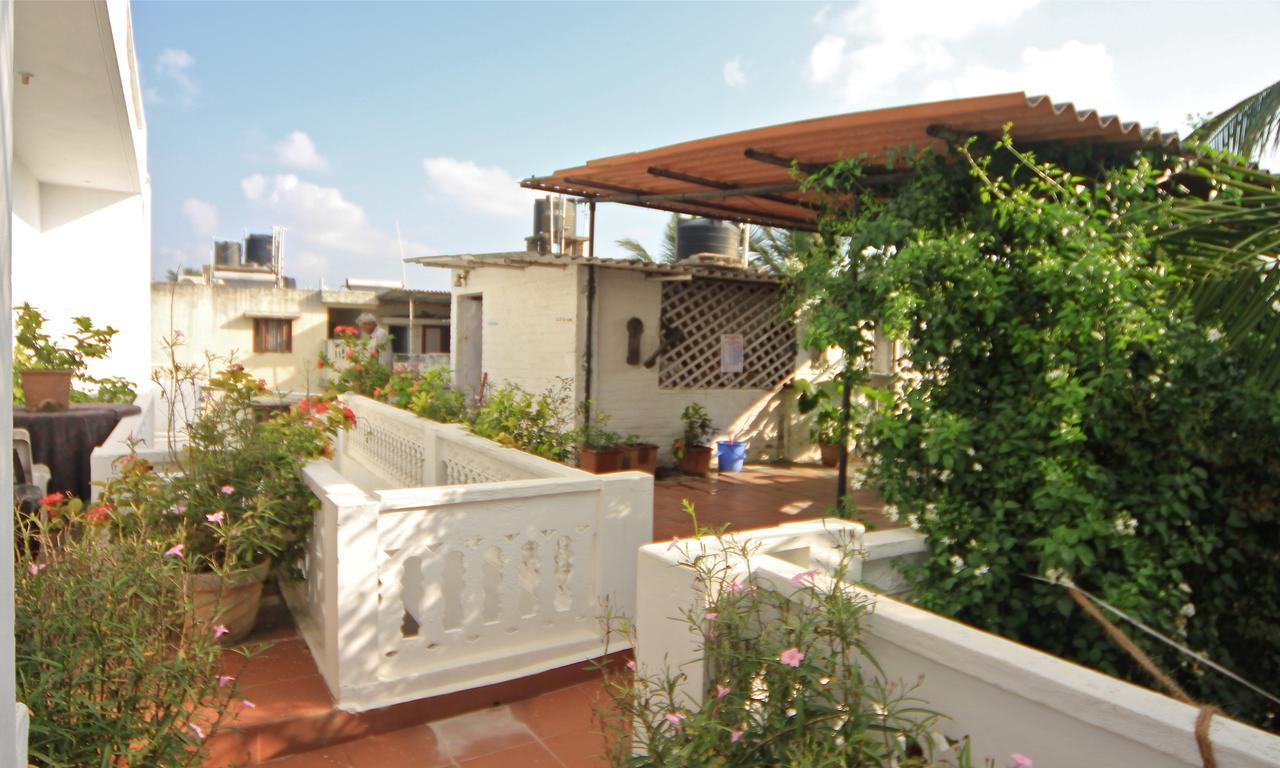 Daphne Hotel Mahabalipuram Bagian luar foto
