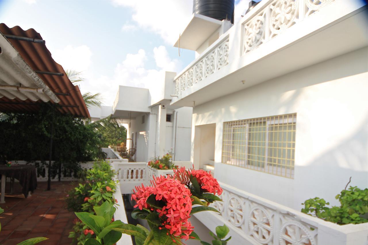 Daphne Hotel Mahabalipuram Bagian luar foto