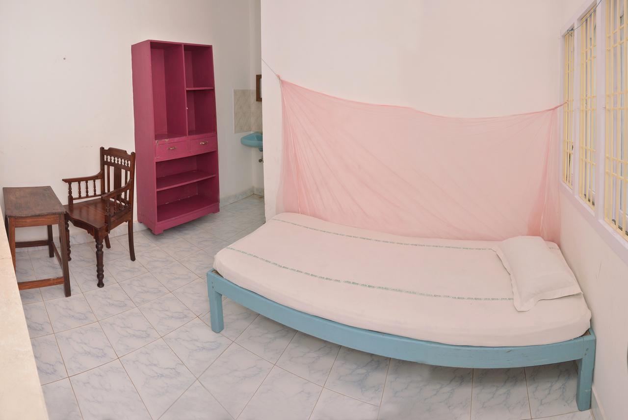 Daphne Hotel Mahabalipuram Bagian luar foto