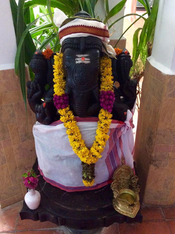 Daphne Hotel Mahabalipuram Bagian luar foto