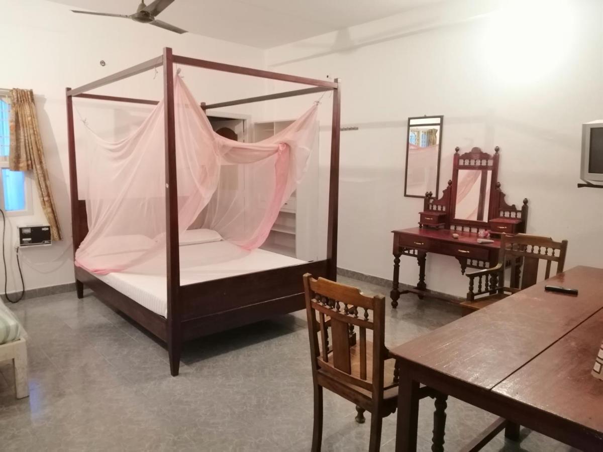 Daphne Hotel Mahabalipuram Bagian luar foto